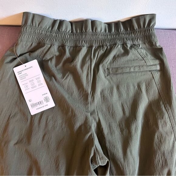 NWT Athleta Trekkie Parachute Olive Green Pants! - Picture 5 of 8